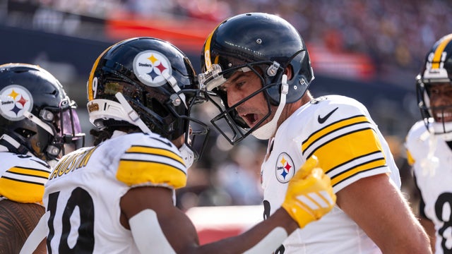 Pittsburgh Steelers v New England Patriots - NFL 2025 