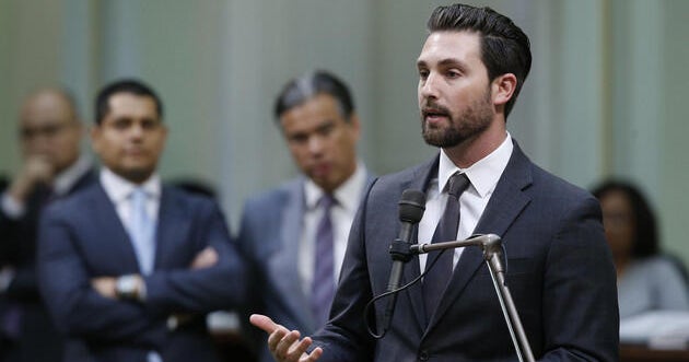 Former Assemblymember Ian Calderon enters California governors race