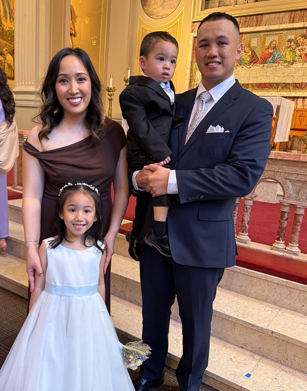 family-photo-4-wedding-a-month-after-surgery.jpg 