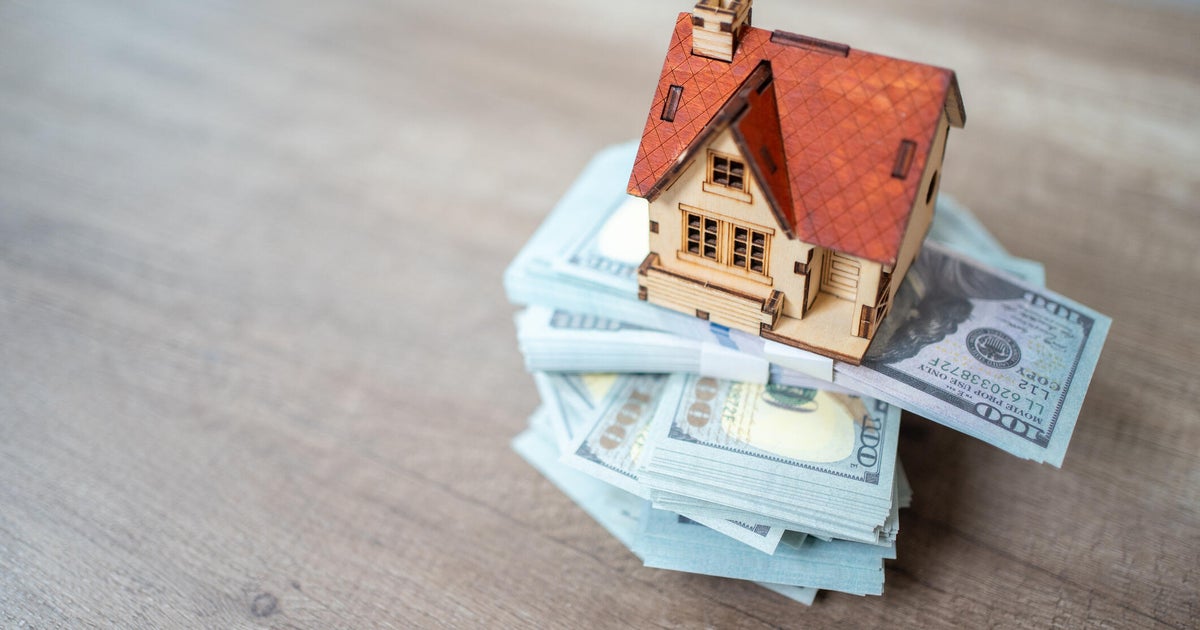 Заемане на голяма сума пари като 80 000 долара може