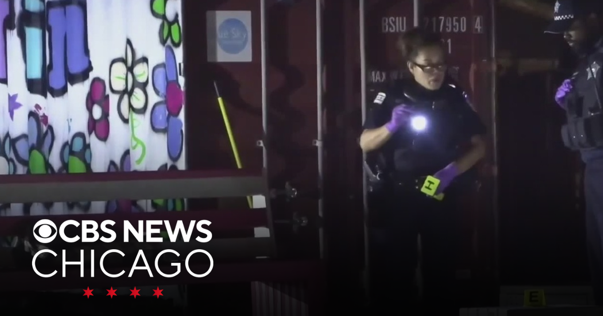 2 shot, critically injured in shooting on Chicago's West Side - CBS Chicago