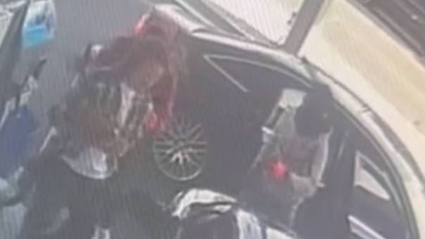 gas-station-robbery.png 