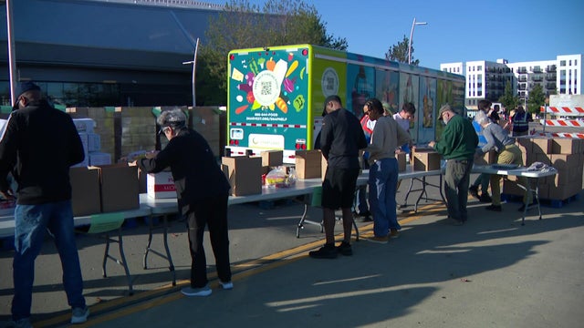 630p-pkg-second-harvest-pkg-wcco8ty3.jpg 