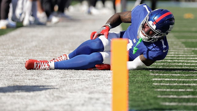 Chargers Giants Football 
