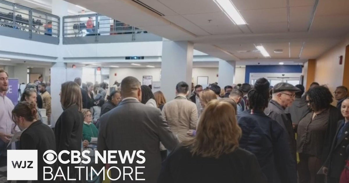 Federal Government Shutdown Impacts 750,000 Workers, Local Leaders Mobilize Support