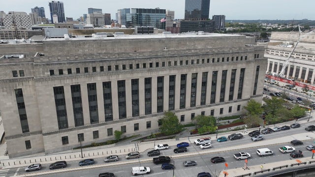 federal-shutdown-philadelphia.jpg 
