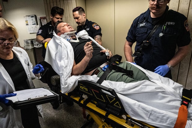 Press Photographer Injured After Physical Altercation With ICE Agent Inside New York City Immigration Court Hallway 