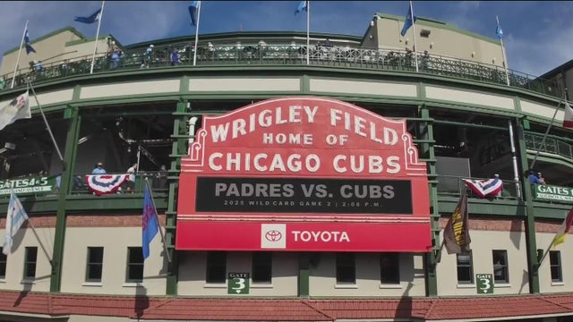 wrilgey field postseason cubs/padres 