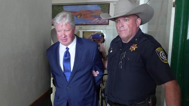 cbstexas-robert-morris-handcuffs-oklahoma-1-1.jpg 