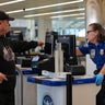 Federal shutdown leaves TSA officers at Fort Lauderdale airport working without pay 