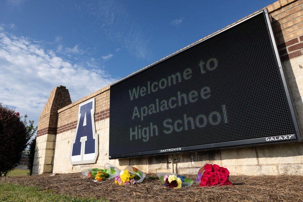 Shooting At Apalachee High School In Winder, Georgia Leaves 4 Dead