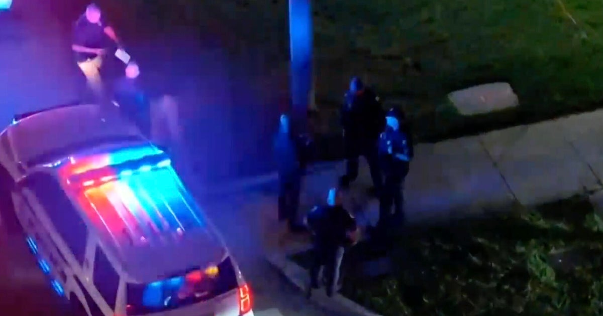 Man in critical condition after shooting near 7-Eleven in Fort Lauderdale, suspect feld, police say