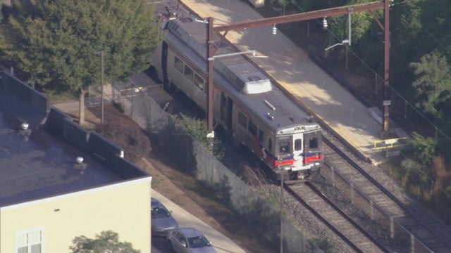lns-septa-fire-on-tracks-100325-frame-62942.jpg 