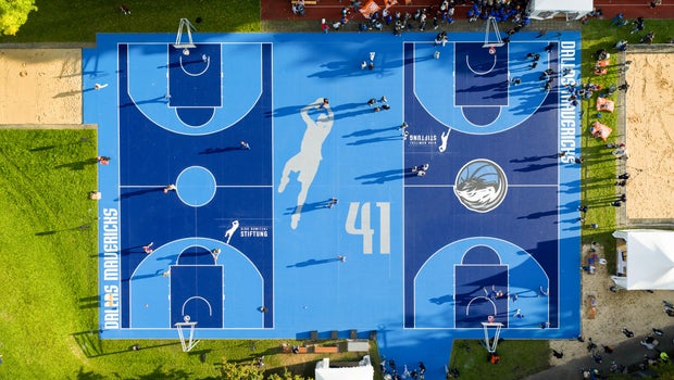 Dallas Mavericks Renovate Würzburg Courts Honoring Dirk Nowitzki