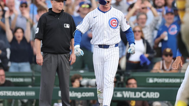 Wild Card Series - San Diego Padres v Chicago Cubs - Game Three 
