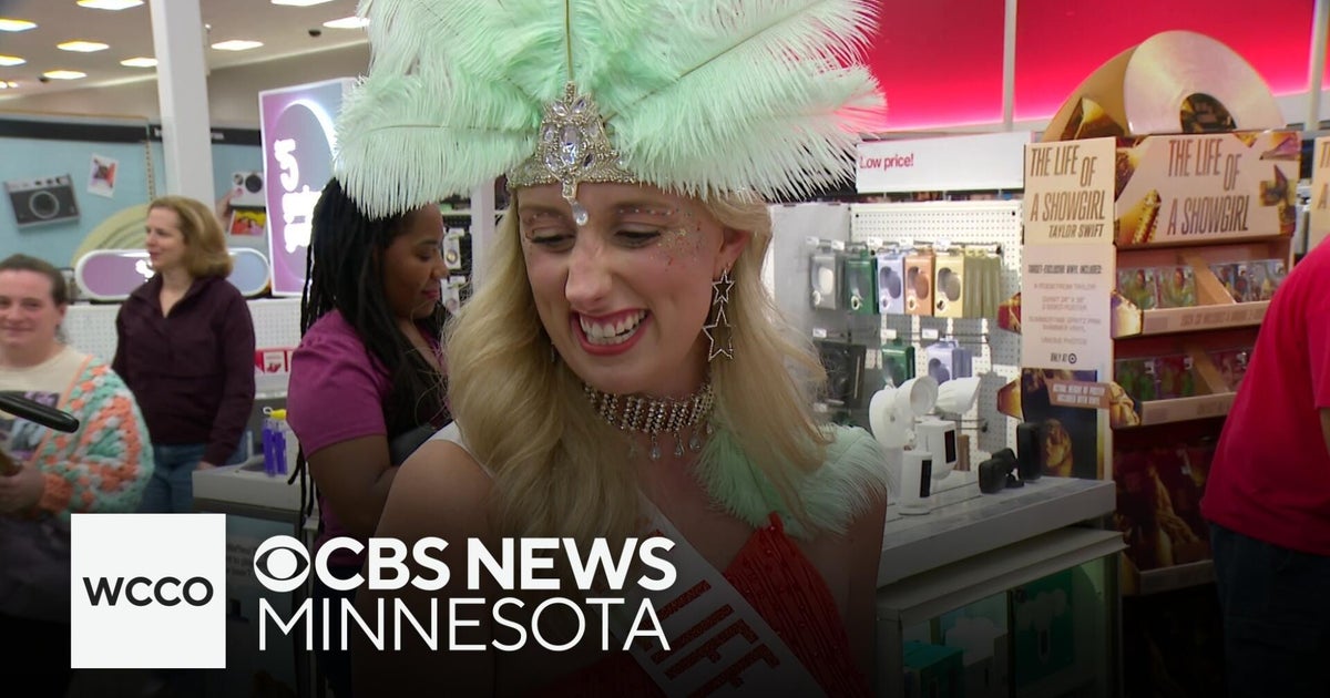 Taylor Swift Premieres Global 'Life of a Showgirl' Documentary