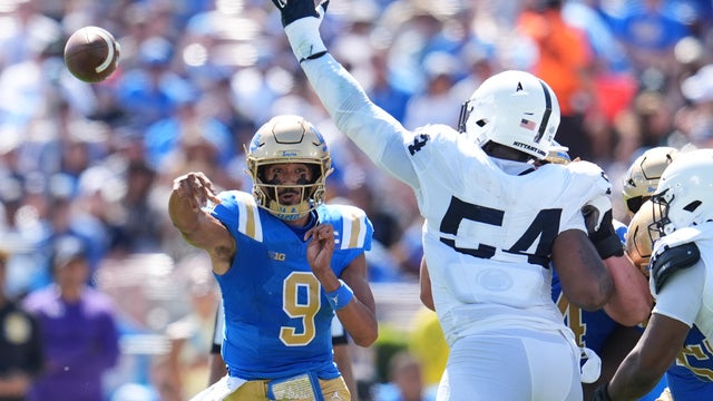 Penn St UCLA Football 