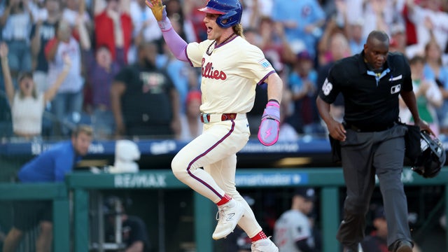 Minnesota Twins v Philadelphia Phillies 
