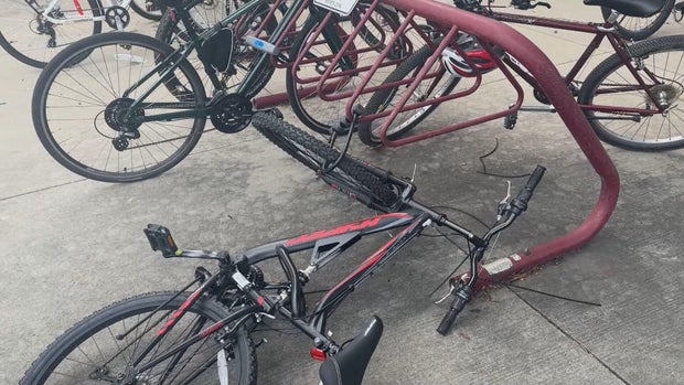 du-bike-vandalism-raw-cr-frame-476.jpg 