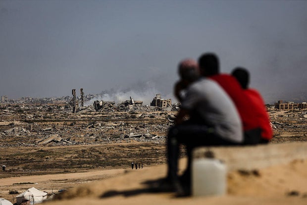 Israel continues its attacks despite Trump's call to ceasefire 