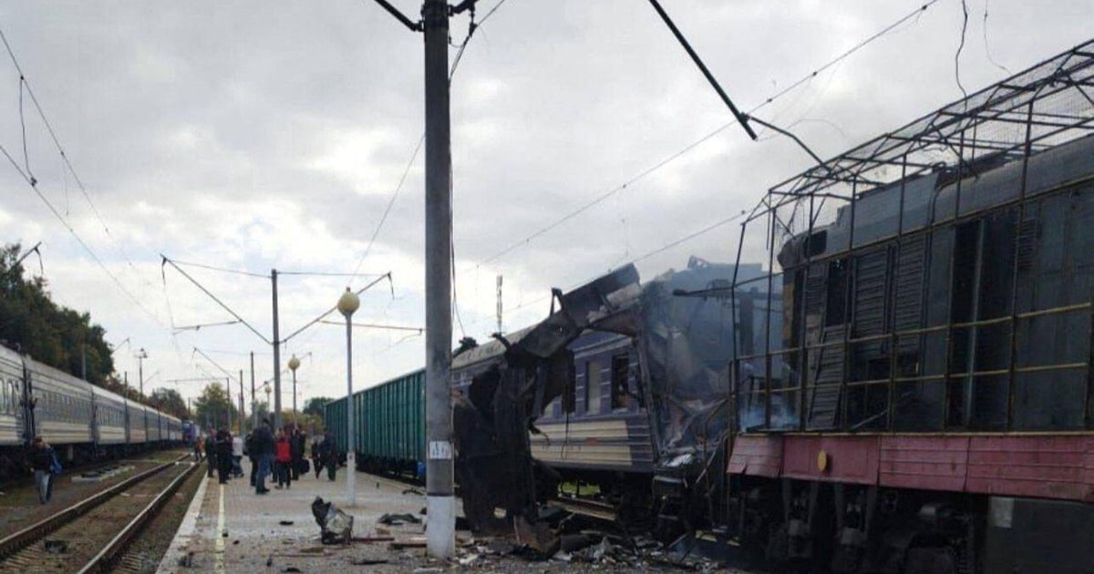 Russian Drone Strike strike hurts a pile at the train station, said Labenskyy