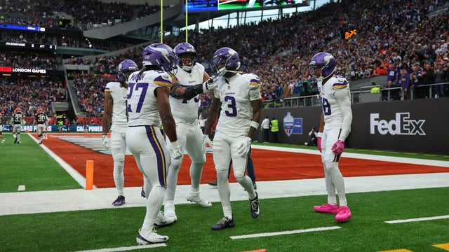 Vikings Browns Football 