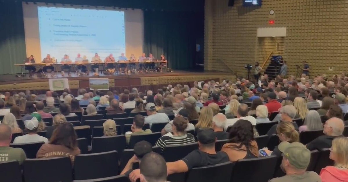 Michigan sheriff calls for civility at public meetings