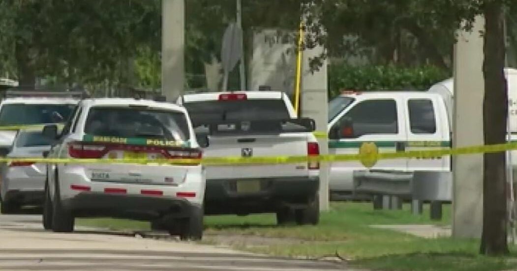 Man fatally stabbed at Miami-Dade park, authorities say