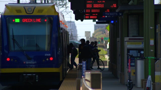 raw-fairview-ave-lrt-locator-broll-100925.jpg 