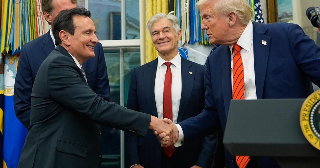 Trump unveils deal for AstraZeneca to chop Medicaid drug costs and be part of “TrumpRx” website