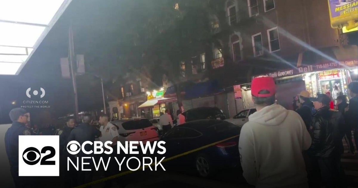 Flatbush fatal shooting leaves 42-year-old man dead, NYPD says - CBS ...