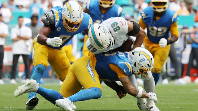 Los Angeles Chargers v Miami Dolphins 