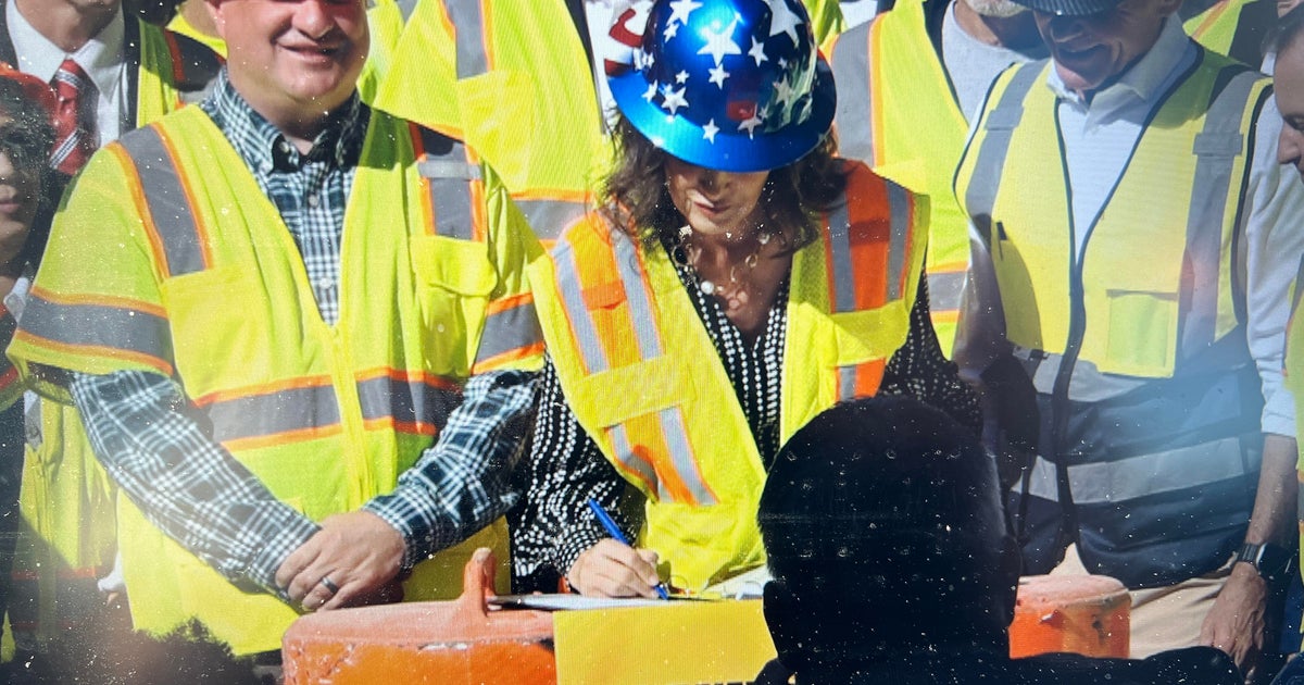Michigan Gov. Whitmer signs billion annual road funding bill Michigan Gov. Whitmer signs billion annual road funding bill
