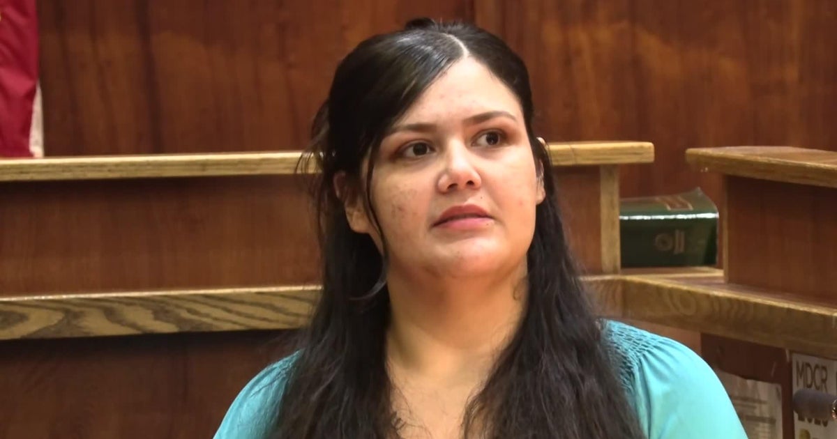 South Florida woman who gained national attention for pregnancy behind bars testifies in murder trial