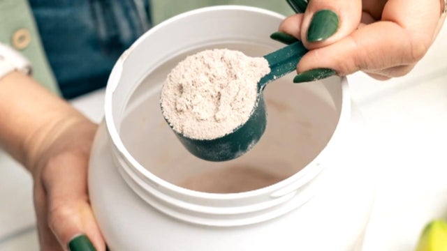 cbsn-fusion-popular-protein-powders-shakes-contain-high-amounts-lead-study-finds-thumbnail.jpg 