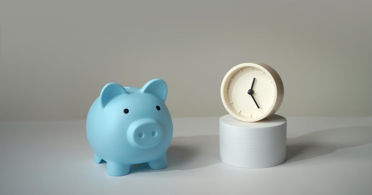 What is the safest type of annuity to buy right now?