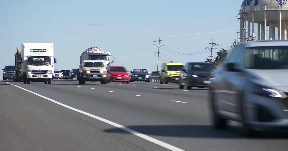Holiday travel could break records again this year. Here's what to know.