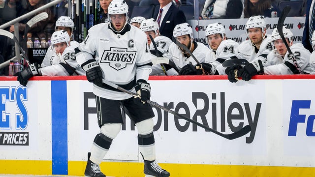 Los Angeles Kings v Winnipeg Jets 