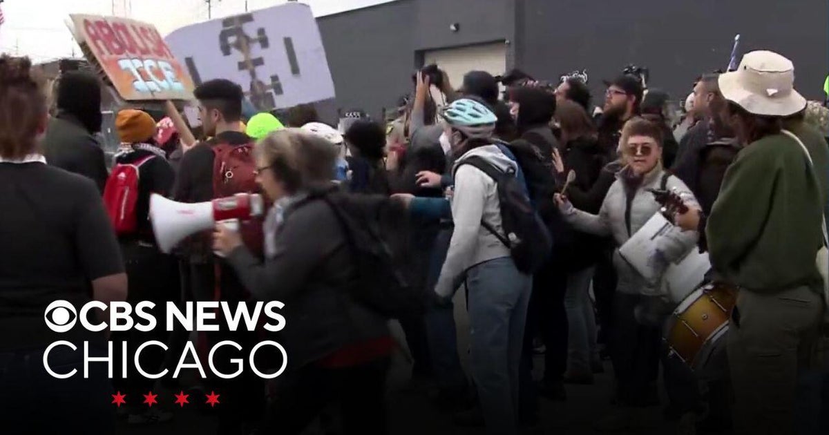 More arrests at ICE facility in Broadview as Trump asks Supreme Court ...
