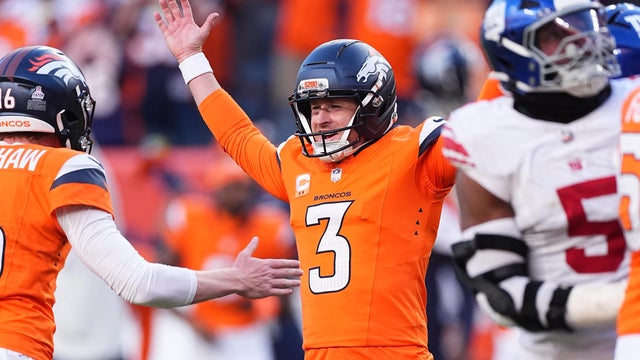 New York Giants v Denver Broncos 