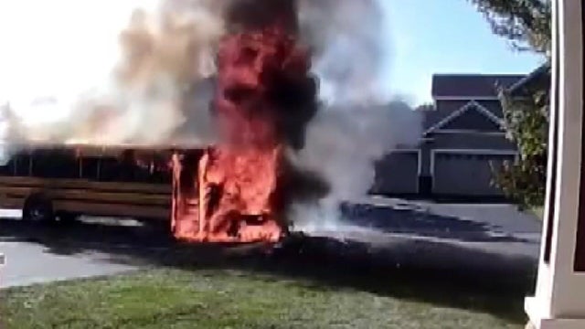 6p-pkg-bus-fire-rescue-wcco906s.jpg 