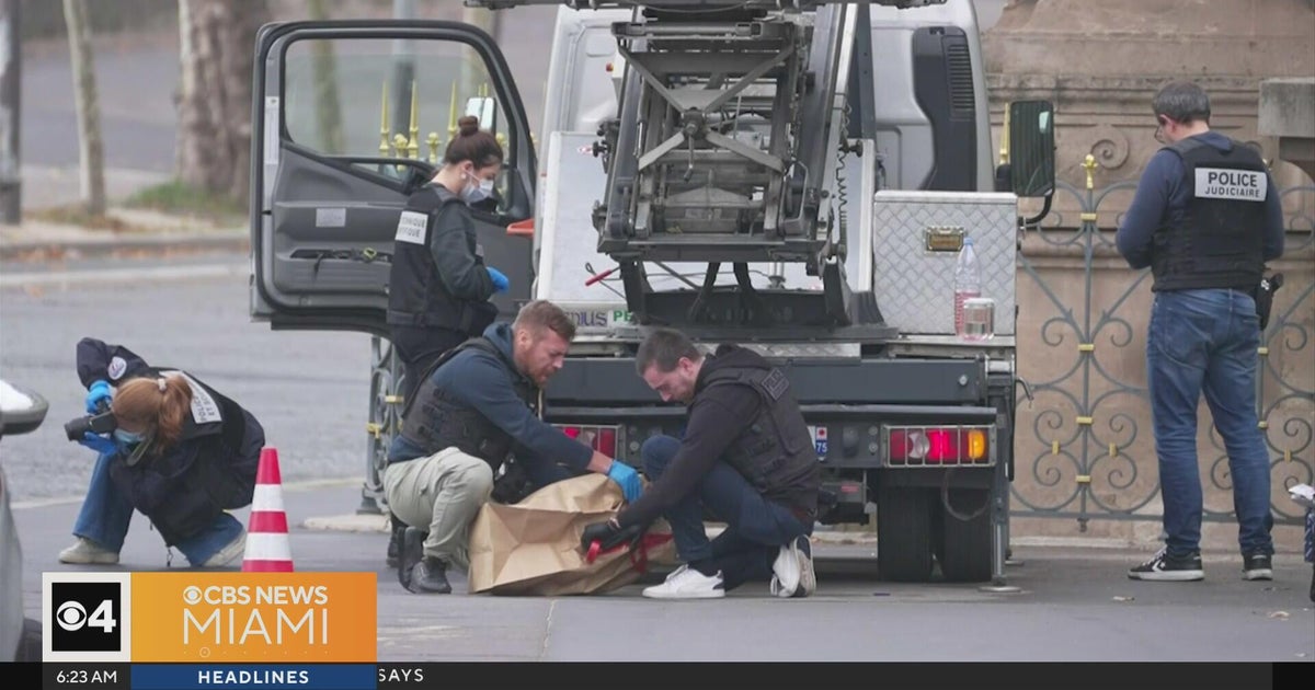 National manhunt underway after jewelry heist at the Louvre in Paris