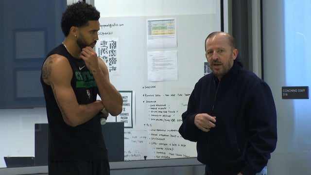 530a-vo-celtics-open-season-tomorrow-frame-489.jpg 