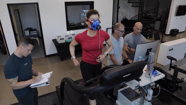 Norah O'Donnell with Dr. Attia and his team