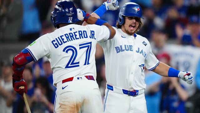 World Series - Los Angeles Dodgers v Toronto Blue Jays - Game 1 