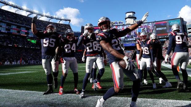 Cleveland Browns v New England Patriots