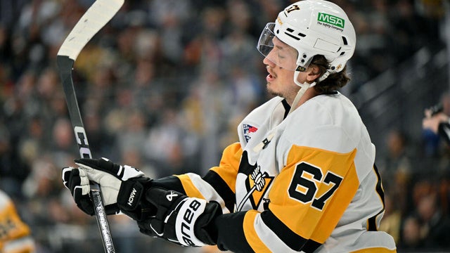 NHL: OCT 25 Blue Jackets at Penguins