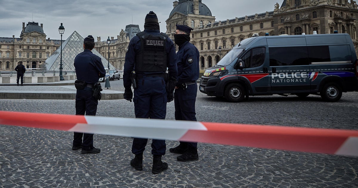 Details on arrests in Louvre crown jewel heist Details on arrests in Louvre crown jewel heist