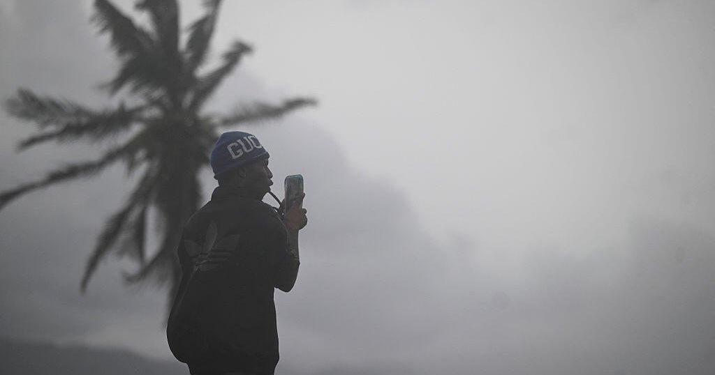 As Hurricane Melissa continues path across Jamaica, Georgians pray for families sheltering on the island