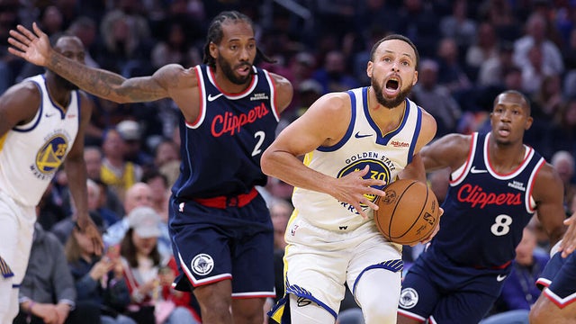 warriors-clippers-curry-2243895456.jpg
